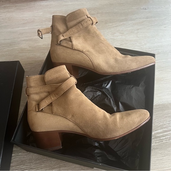 YSL Blake Jodhpur 40 boots in Suede Soho New Sigaro as seen on Kendall Jenner - Picture 4 of 15